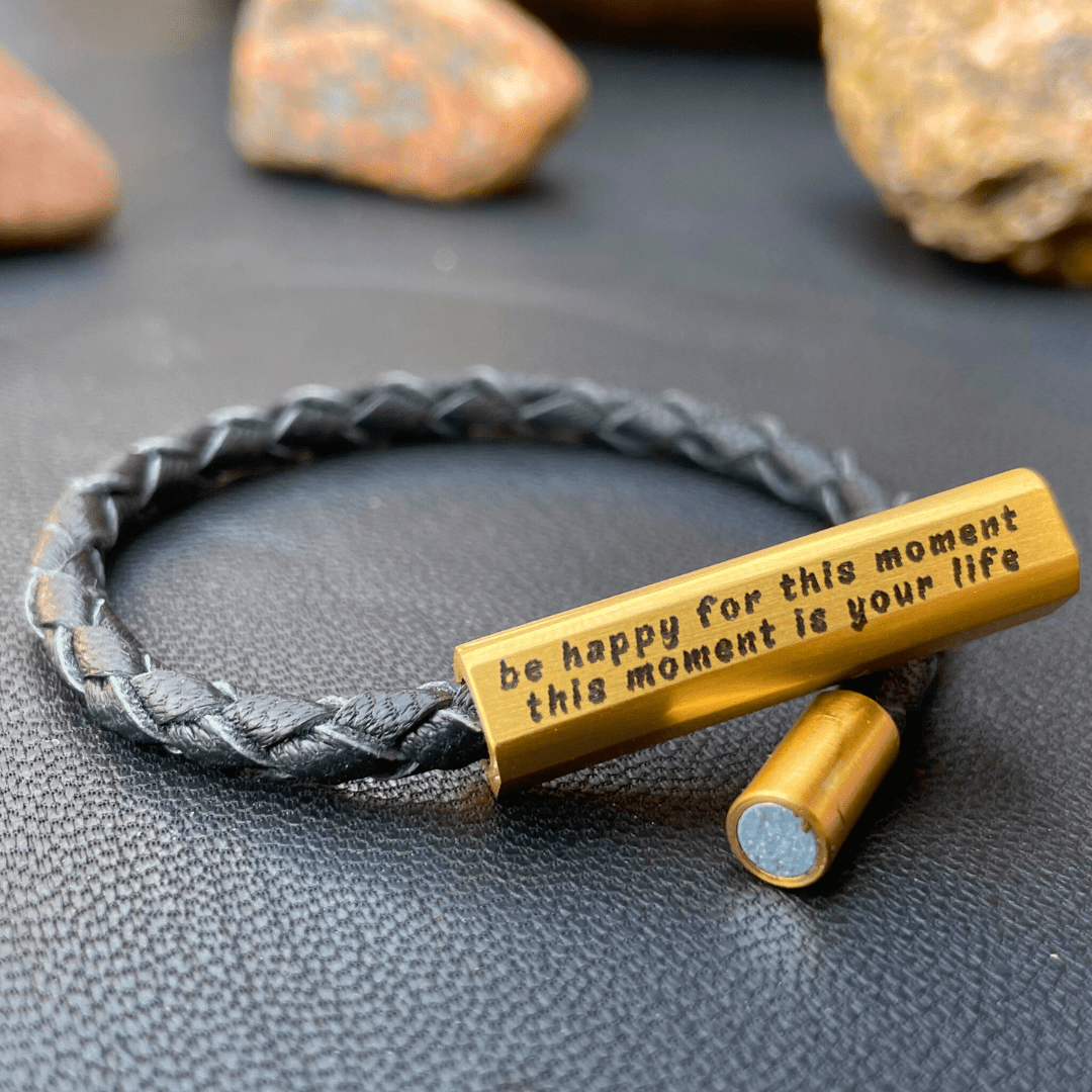 Handmade Personalized Leather Bracelet - Soberlands